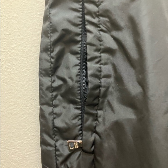 Prada exercise pants. Size 2 - Picture 10 of 10